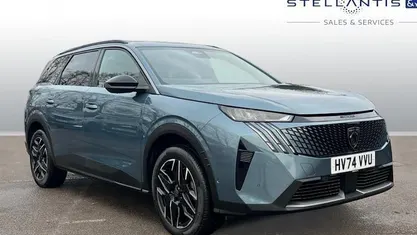 Used 2025 Peugeot 5008 Allure Estate | £26,932 (Fair price)