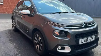 Usado Citroën C3 Flair 82 HP (60 kW) 2018 Cinzento Citadino
