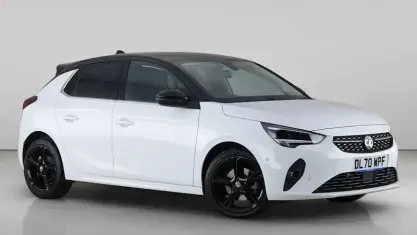 Used Vauxhall Corsa Elite 101 HP (74 kW) 2020 White Hatchback