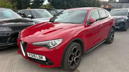 Used Alfa Romeo Stelvio Edizione Speciale 209 HP (153 kW) 2019 Red SUV