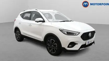 Używany MG ZS Exclusive 106 KM (77 kW) 2024 Biały SUV