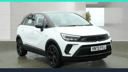 Used Vauxhall Crossland GS Line 131 HP (96 kW) 2022 White SUV