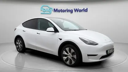 Used 2025 Tesla Model Y Long Range AWD SUV | £25,800 (Super price)