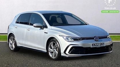 Second-hand VW Golf VIII R-line 150 CP (110 kW) 2022 Argintiu Hatchback
