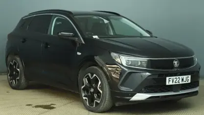 Used Vauxhall Grandland X Elite 131 HP (96 kW) 2022 Black SUV