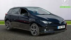 Used 2018 Toyota Auris Hybrid Design Hatchback | £14,399 (Fair price)