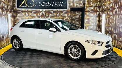 Used Mercedes A180 SE 136 HP (100 kW) 2020 White Hatchback