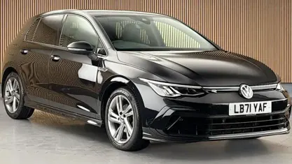 Used VW Golf VIII R-line 150 HP (110 kW) 2022 Black Hatchback