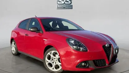 Used 2017 Alfa Romeo Giulietta Hatchback | £8,990 (Fair price)