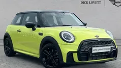 Used 2024 Mini Cooper Hatch Hatchback | £20,888 (Fair price)