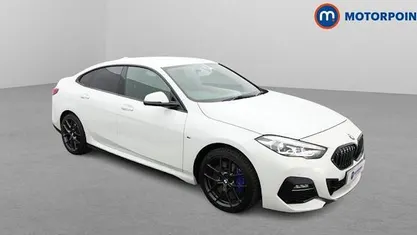 Begagnad BMW 218 M Sport 136 HK (100 kW) 2024 Vit Sportkupé