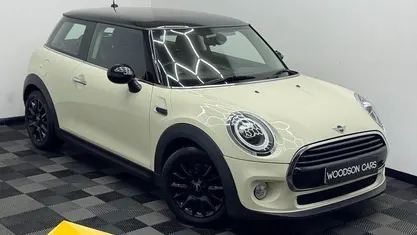 Used Mini Cooper Hatch 136 HP (100 kW) 2018 White Hatchback