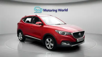 Used MG ZS Exclusive 106 HP (77 kW) 2019 Red SUV