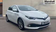 Toyota Auris Hybrid