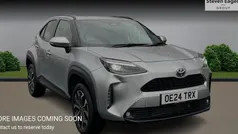 Used 2025 Toyota Yaris Hybrid Design Estate | £23,395 (Fair price)