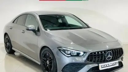 Usado Mercedes CLA220 AMG line 190 HP (139 kW) 2019 Sedan