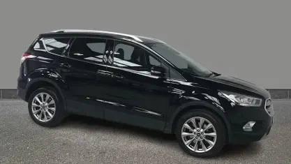 Used Ford Kuga Titanium 150 HP (110 kW) 2019 Black SUV