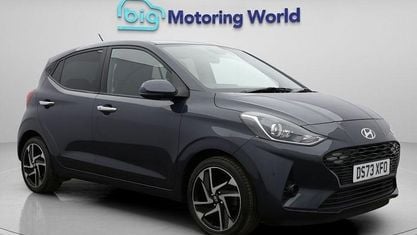 Używany Hyundai i10 Premium 67 KM (49 kW) 2023 Szary Hatchback