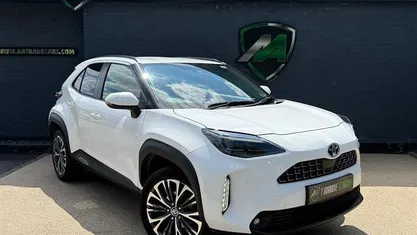 Used 2025 Toyota Yaris Hybrid Estate | £19,999 (Good price)