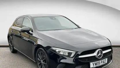 Używany Mercedes A180 116 KM (85 kW) 2019 Czarny Hatchback