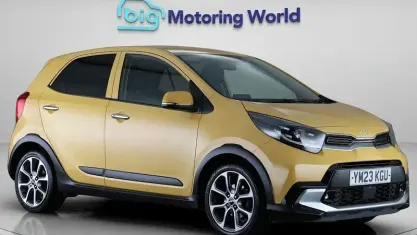 Usado Kia Picanto X-Line 67 HP (49 kW) 2023 Amarelo Citadino