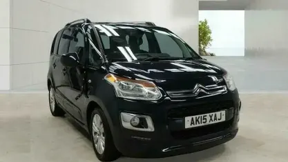 Usado Citroën C3 Exclusive 91 HP (66 kW) 2015 Monovolume