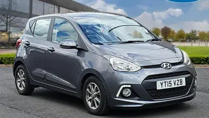 Used Hyundai i10 Premium 87 HP (63 kW) 2015 Grey Hatchback