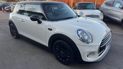 Used Mini Cooper Hatch 136 HP (100 kW) 2017 Hatchback