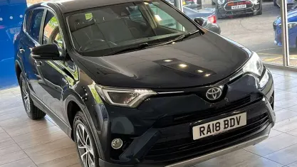 Usado Toyota RAV4 197 CV (144 kW) 2018 SUV
