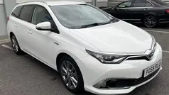 Used 2016 Toyota Auris Touring Sports Estate | £9,988 (Fair price)
