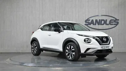 Used Nissan Juke Acenta 117 HP (86 kW) 2022 White SUV