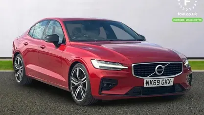 Used Volvo S60 R-Design 250 HP (183 kW) 2019 Red Sedan