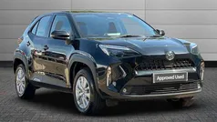 Black Used 2024 Toyota Yaris Cross SUV | £22,995 (Good price)
