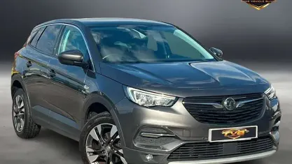 Used Vauxhall Grandland X Sport 131 HP (96 kW) 2018 Grey SUV
