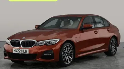 Usado BMW 330e M Sport 292 CV (214 kW) 2022 Naranja Berlina