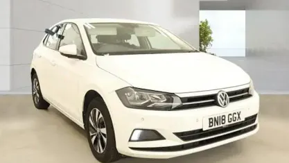 Used VW Polo SE 95 HP (69 kW) 2018 Beige Hatchback