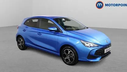 Begagnad MG MG3 Trophy 194 HK (142 kW) 2025 Blå Halvkombi
