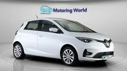 White Used 2022 Renault Zoe Version S Hatchback | £9,900 (Fair price)