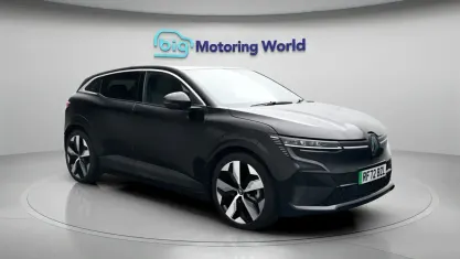 Used Renault Megane E-Tech Techno 160 kW (218 HP) 2022 Black Hatchback