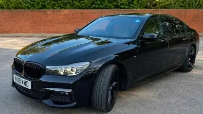 Used BMW 740L M Sport 320 HP (235 kW) 2019 Black Sedan