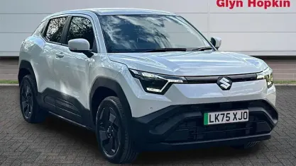 New Suzuki e-Vitara 135 kW (184 HP) 2025 White SUV