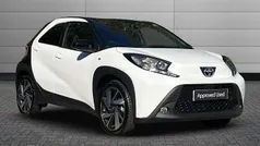 Pure white with black Used 2024 Toyota Aygo Hatchback | £17,195 (Fair price)