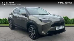 Used 2025 Toyota Yaris Cross Design SUV | £24,548 (Fair price)