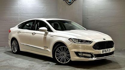 Begagnad Ford Mondeo Vignale 209 HK (153 kW) 2017 Sedan