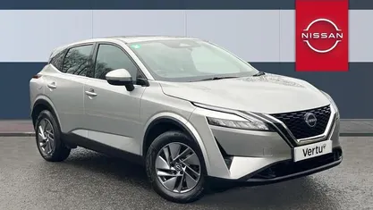 Used Nissan Qashqai Acenta Premium 140 HP (102 kW) 2022 Silver SUV