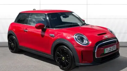 Used Mini Cooper Level 2 135 kW (184 HP) 2023 Hatchback