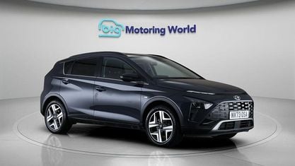 Używany Hyundai Bayon Premium 120 KM (88 kW) 2023 Szary SUV