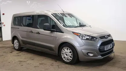 Used Ford Tourneo Zetec 120 HP (88 kW) 2017 Estate