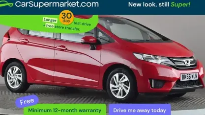 Używany Honda Jazz SE 102 KM (75 kW) 2016 Czerwony Hatchback