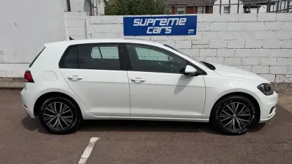 Used VW Golf VII SE 150 HP (110 kW) 2018 Hatchback